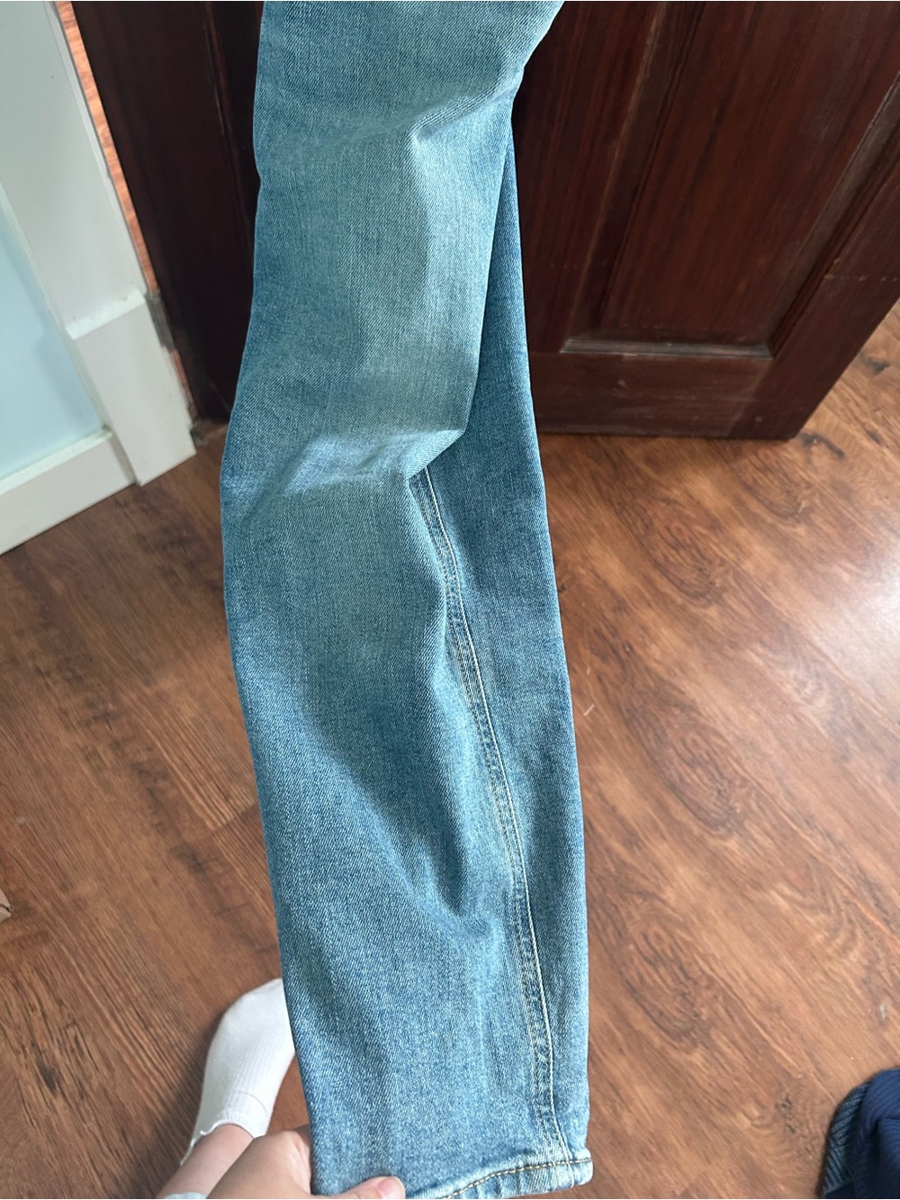 Old Navy Men's Blue Denim Relaxed Overalls - Picture 3 of 6